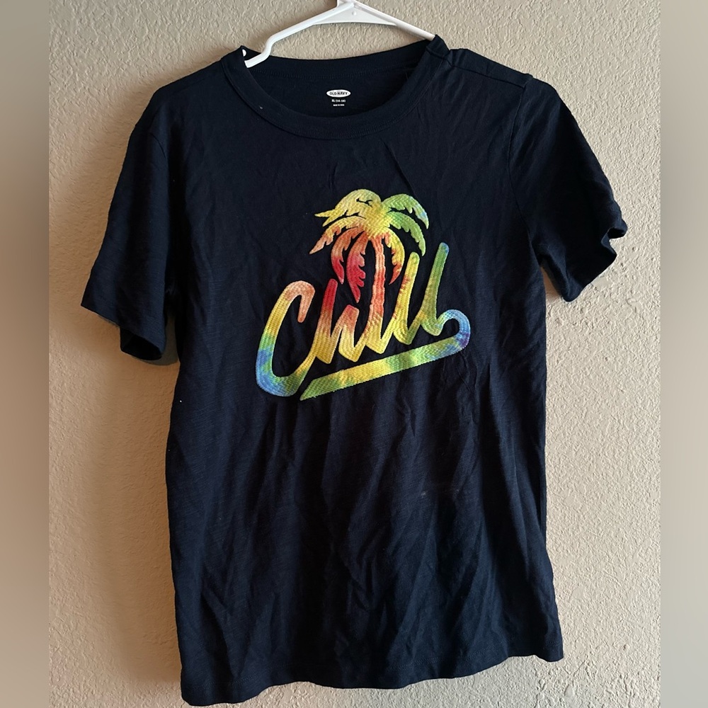 Old Navy chill palm tree lettering blue shirt